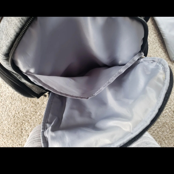 Eddie Bauer Diaper Bag - Picture 10 of 12